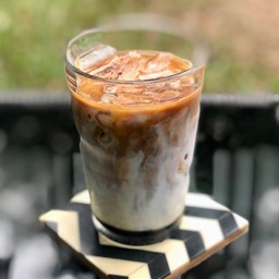 Signature Iced Cafe Kokuto Latte 823