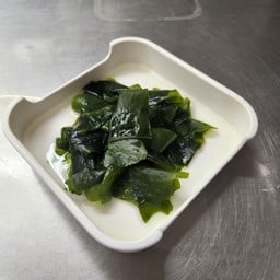 สาหร่ายวากาเมะ