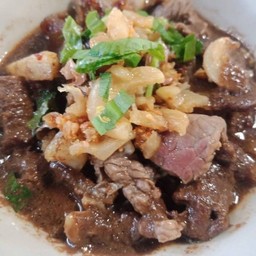 เรื่องน้ำน้ำ (Ruang nam nam)