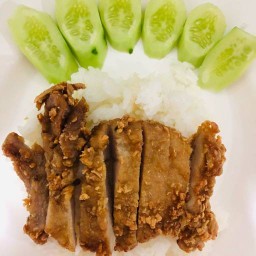 คั่วหอมแซ่บ หมูอบ ไก่อบ