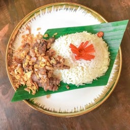 ข้าวราดกั้งเเก้วทอดกระเทียมพริกไท