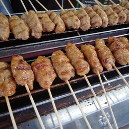 หมูปิ้งนมสด