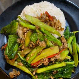 คะน้าหมูสับ