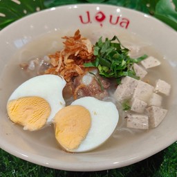 ก๋วยจั๊บญวนใส่ไข่ต้ม