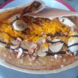 ไข่+กล้วยหอม+ ฝอยทอง+เม็ดมะม่วง