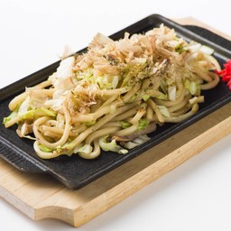 YAKI UDON Fried Udon Noodles with pork (Soy sauce) ผัดอุด้งใส่หมู