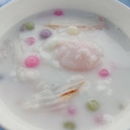 บัวลอยไข่หวานแม่จันทร์