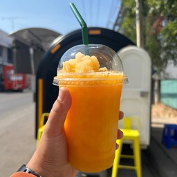 ส้มมะ? (SOM-MA : MIXED ORANGE & LIME JUICE)