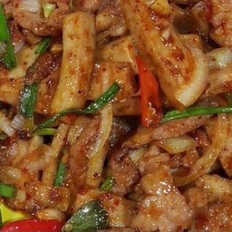 ข้าวหมูยอผัดพริกเผา