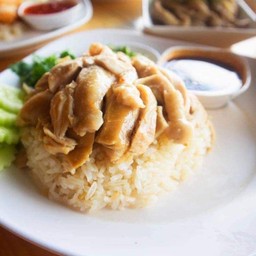 หอมมัน ข้าวมันไก่  (ถนนอุบล-ตระการ) -