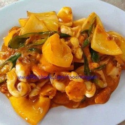 ผัดไข่เค็มราดข้าว