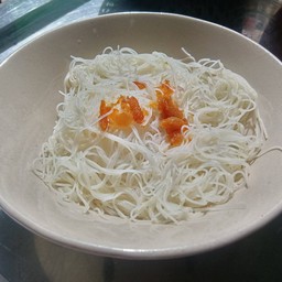เส้นหมี่เปล่า