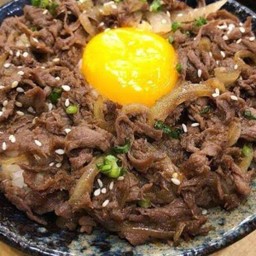 ข้าวหน้าเนื้อสไลด์เทริยากิ