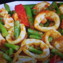 พริกแกงหมึก