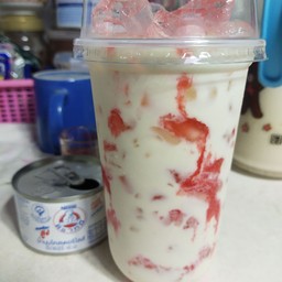 นมหมีสตอเบอรี่