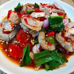 ยำกุ้งสดไข่แดง