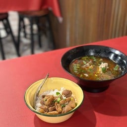 ข้่าวราดหมูทอด x เล้งแซ่บ