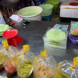 ตลาดเดินเล่นกรุงเทพกรีฑา