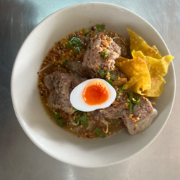 ก๋วยเตี๋ยวต้มยำเล้ง (น้ำ)