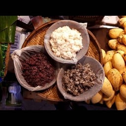 ข้าวเหนียวมะม่วง , น้ำผลไม้ปั่น LANNA SQUARE CHIANGMAI LANNA SQUARE CHIANGMAI