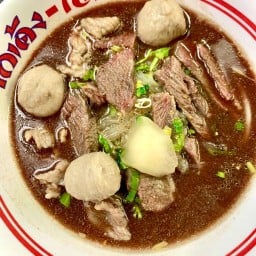 โกเด้ง หน้าเซเว่น   (ทางเข้า naza club)