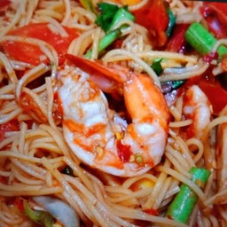 ตำเส้นหมี่กุ้งสุกปลาร้าหรือไท