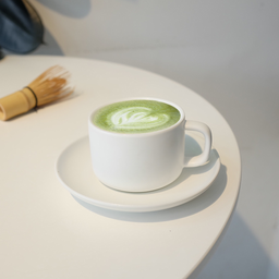 มัทฉะ ร้อน ! (Hot Matcha)