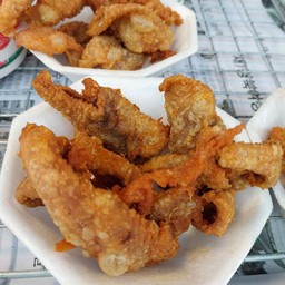 ไก่ทอด เซเว่นเดย์ หมู่บ้านสวนมอ