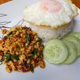 เด็ดกะเพรา ded ka prao