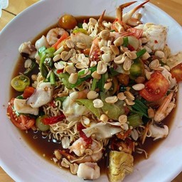 ตำมาม่าทะเล