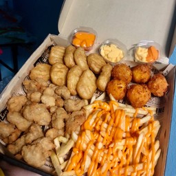 ร้านน้องไอนา