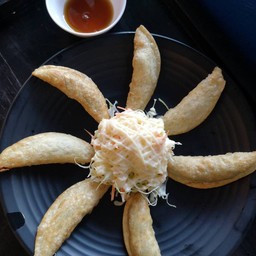 Korean Fried Dumplings (เกี๊ยวซ่า)