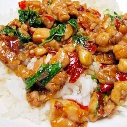 ข้าวกระเพราไก่