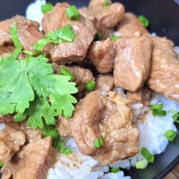 ข้าวหน้าหมูหวาน