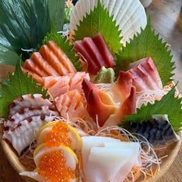 ร้านซูชิ24 อิซากายะ ลาดกระบัง แอร์พอร์ท