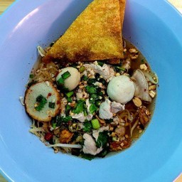 เกี้ยมอี๋ต้มยำ