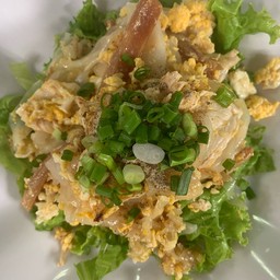 ก๋วยเตี๋ยวคั่วไก่