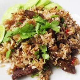 ข้าวผัดเนื้อสับ
