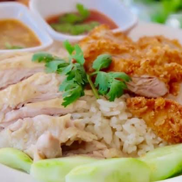 ข้าวมันไก่ต้ม+ไก่ทอด