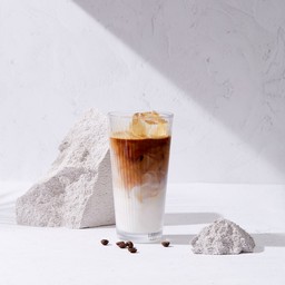 ICED CAFE LATTE