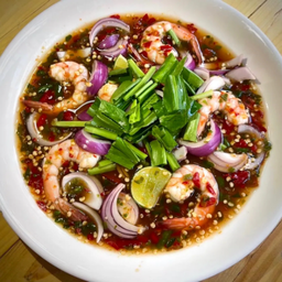 ยำกุ้งสุก