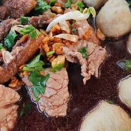 ก๋วยเตี๋ยวแชมป์&นายฮั้งเพ้ง