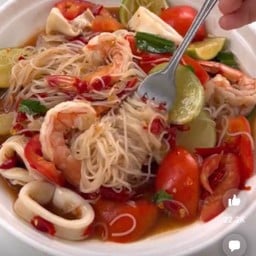 ตำหมี่ทะเล