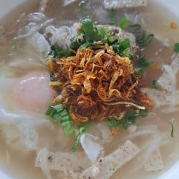 ก๋วยจั๊บญวน เจ๊รวง กาญจนบุรี