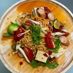 ยำมั่วๆ by muaybew