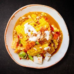ตำข้าวโพดไข่เค็ม