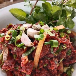 ลาบหมู + ข้าว