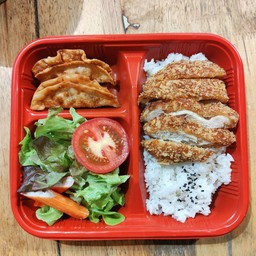 เบนโตะ หมูเกาหลี สุดคุ้ม