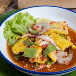 ยำข้าวโพดกุ้งสด