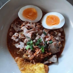 ก๋วยเตี๋ยวต้มยำน้ำตก